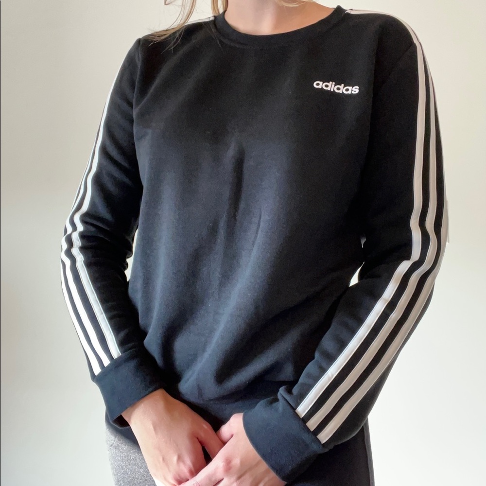 Adidas Sweatshirt ⚡️